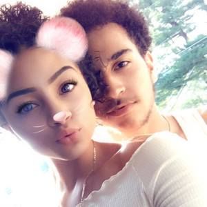 Meet your Posher, Dashelley